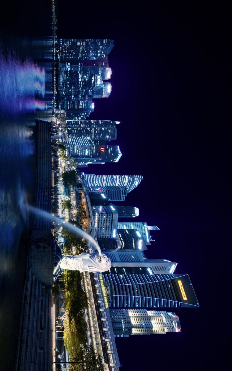 CorevcShort's tweet image. 🌌暗い夜ほど、自分の心の光を信じたいな。