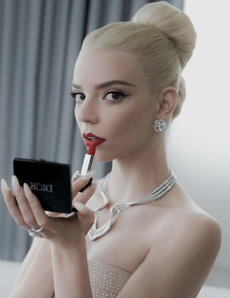 𝚂𝙾𝙽𝙹𝙰 𝚃𝙷𝚁𝚈𝙼𝙳𝙾𝚃𝚃𝙸𝚁 tweet media