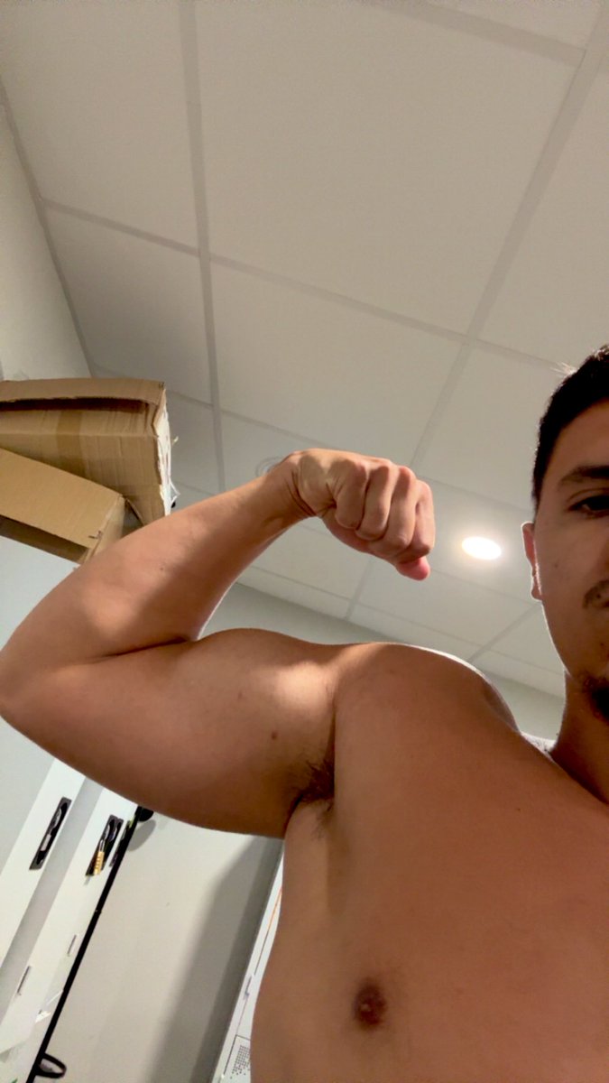 zackk_v8's tweet image. C’était jambes aujourd’hui 🤐