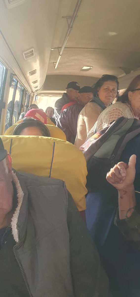 📌 Ya comenzaron a operar los servicios gratuitos rurales en La Higuera e Illapel, que trasladarán a los vecinos hacia los centros de votación. 

👉Recuerda ir revisando el sitio web elecciones.dtpr.cl. 

#ChileVotaInformado