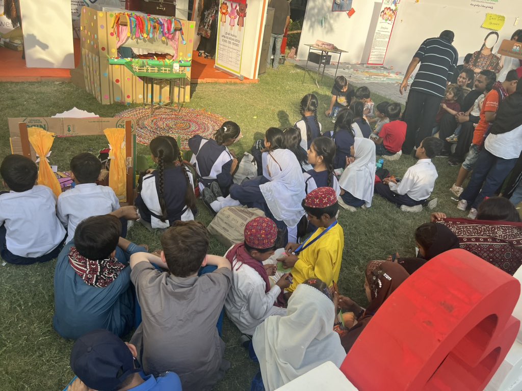 aniqajamali30's tweet photo. Little hands,big dreams From cute crafts to clever ideas,our children are the real stars At Sindh Education Foundation stalls by #SindhGovt these bright young minds are being nurtured with care It’s heartwarming to see these talented little souls learning,creating &amp; growing ❤️✨ https://t.co/uy9XmbYXmF