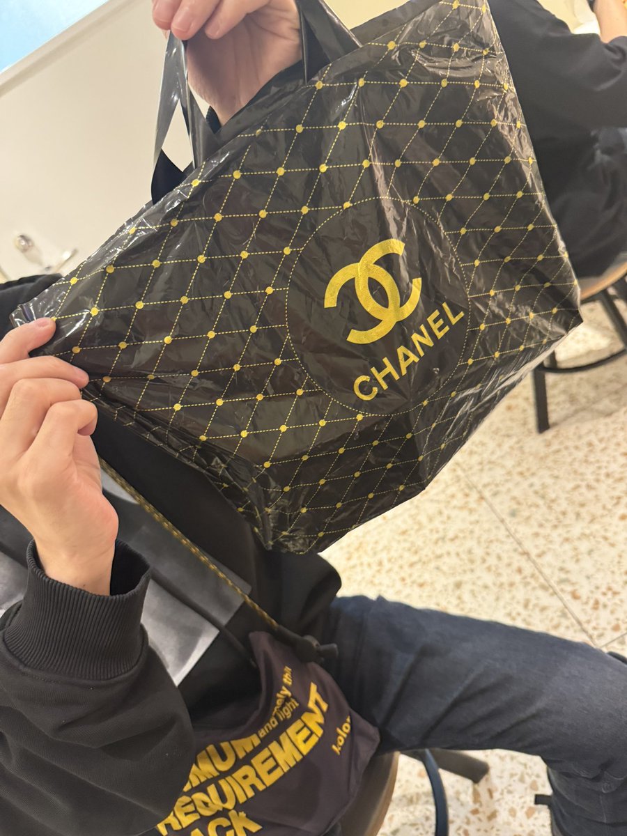 菅原のびすけ tweet media