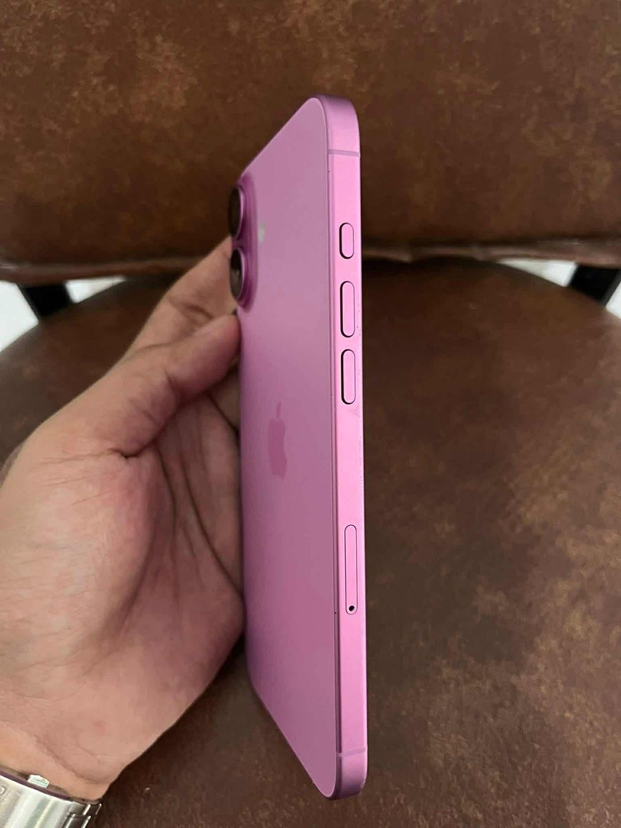 hvbicores's tweet photo. wts lfb ph

iphone 16 pink
128gb
100% battery healthy
used for 6 months only

₱40,000 fixed price https://t.co/6mMxzDa5oS