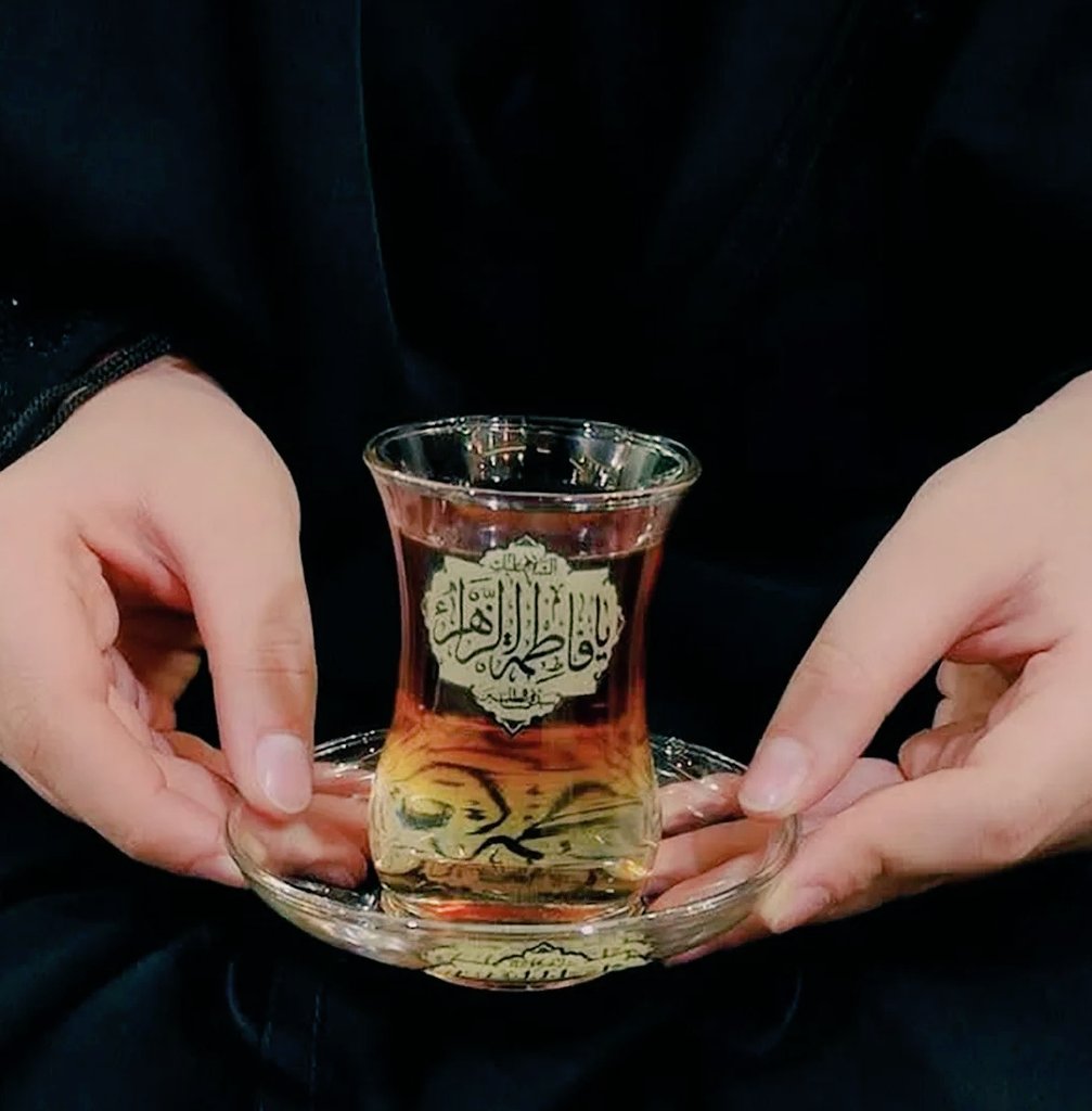 من همان رانده شده از در غیرم... 
نیست غیر تو مرا هیچ خریدار... 
#بانوی_اسلام
#خیمه_مادری