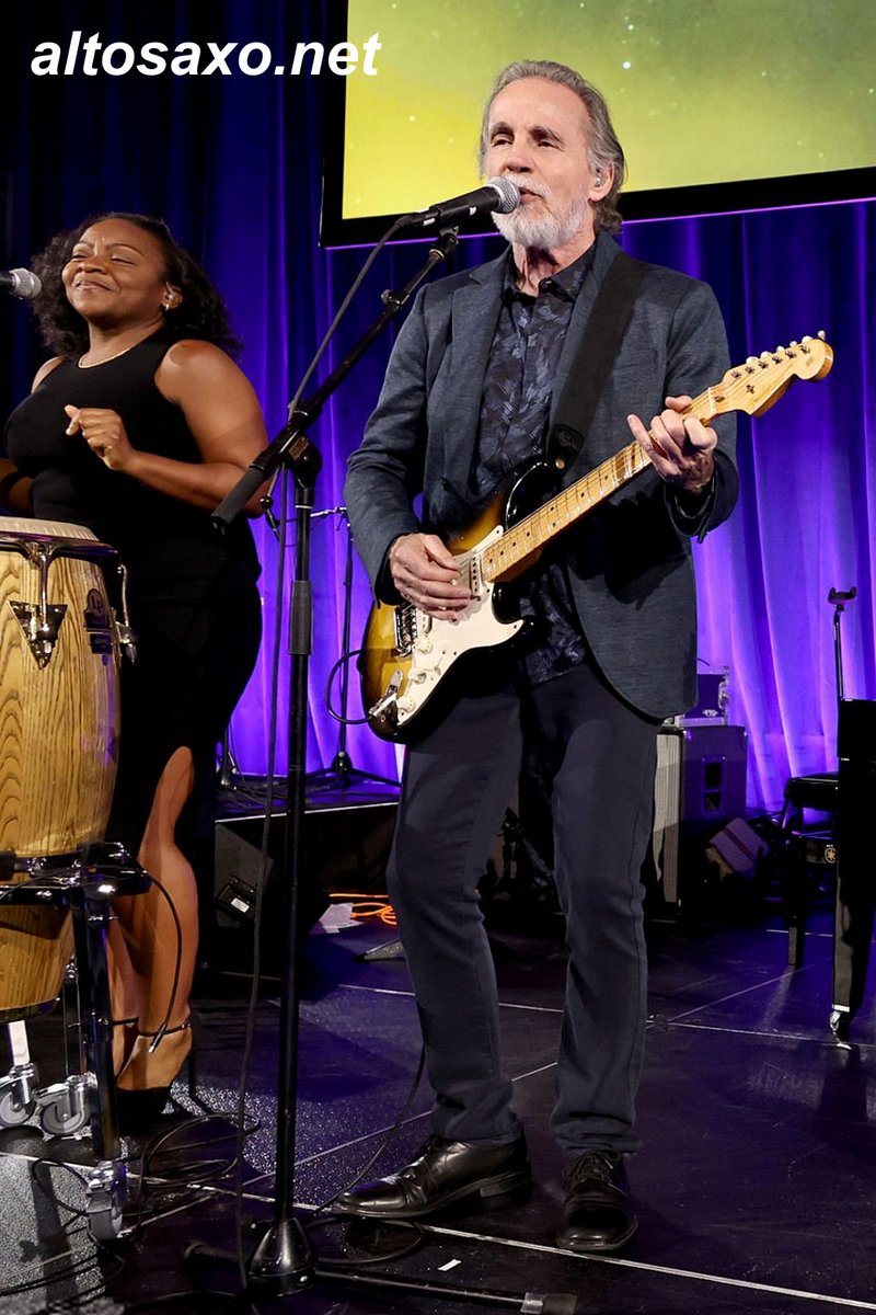 Jackson Browne performs at the 2025 Michael J. Fox Foundation
