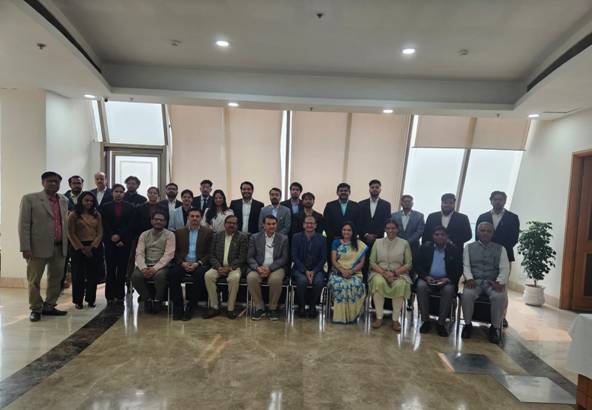 PIB_India's tweet image. Indian Institute of Corporate Affairs (IICA) organizes an illuminating and highly impactful session 

The programme witnessed enthusiastic participation from faculty members and students, who engaged deeply with the speaker. The interactive Q&amp;amp;A session allowed participants to…