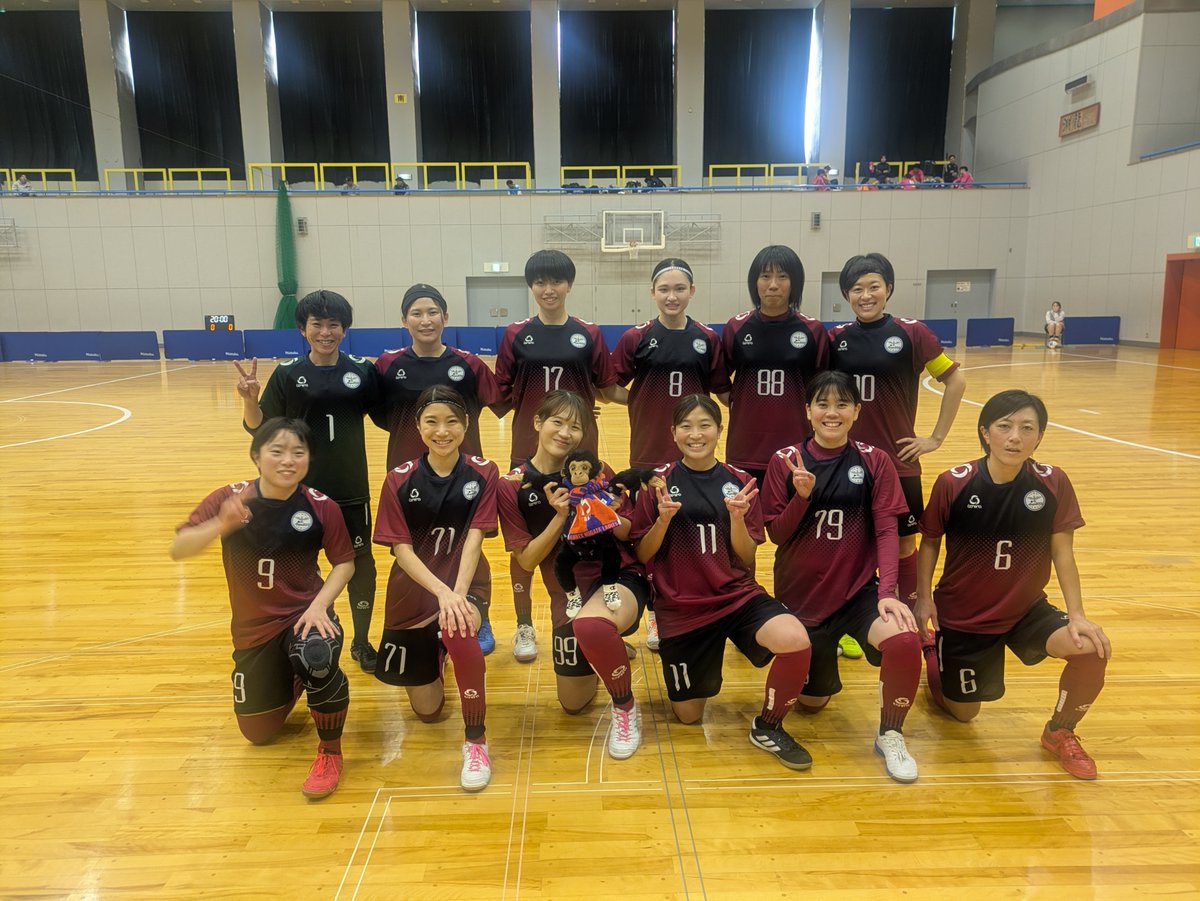 logar2005's tweet photo. 【北信越女子フットサルリーグ2025】
vs Laufen
結果:6-2
得点者:葛西、三条、東樹×2、大橋(れ)、小林
無事勝利し、地域女子チャンピオンズリーグ出場が決定しました！
 たくさんの応援ありがとうございました。 https://t.co/JZiuOffZPV