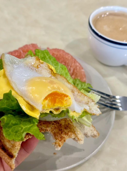 Egg and cheese open sandwich 🥪 + lots of lettuce 🥬
Grapefruit 🍊 + coffee ☕️