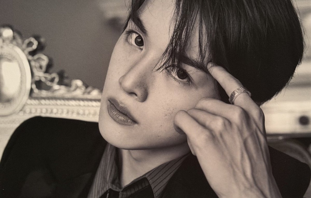 sungchan pics tweet media