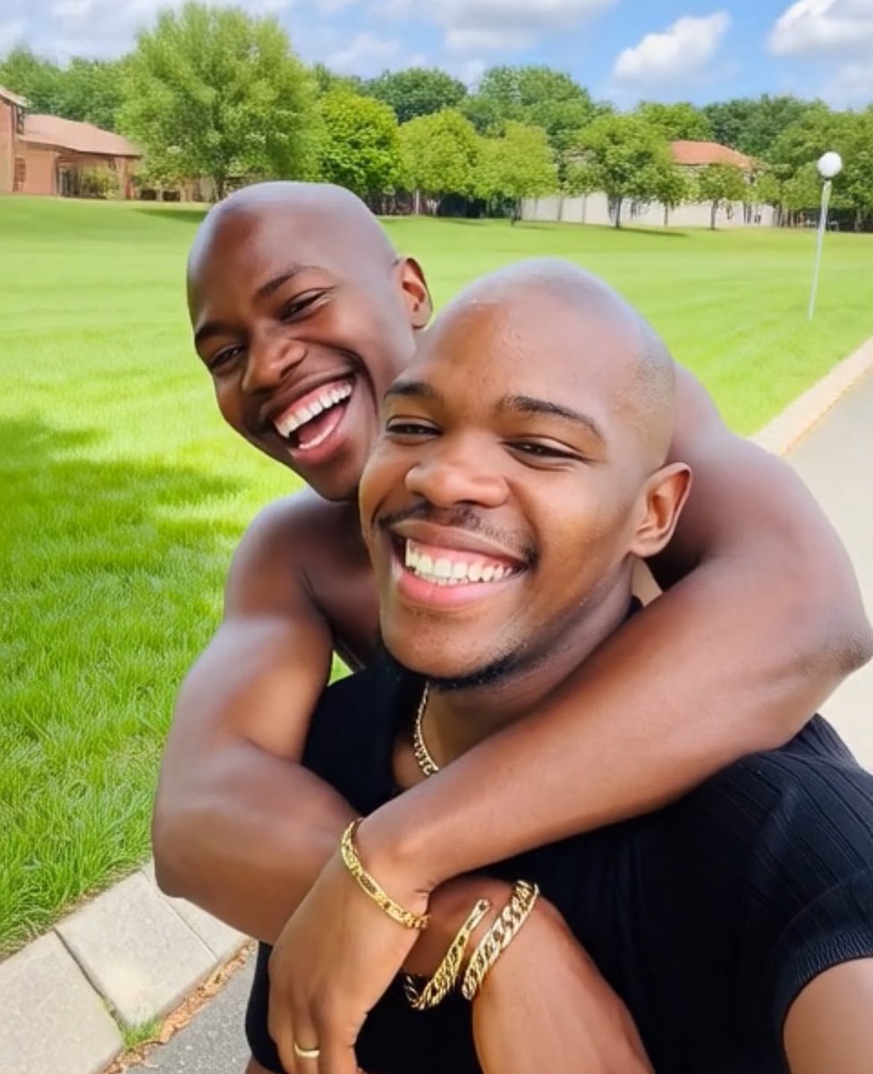 shilo_jobe's tweet image. Me and my boyfriends❤️