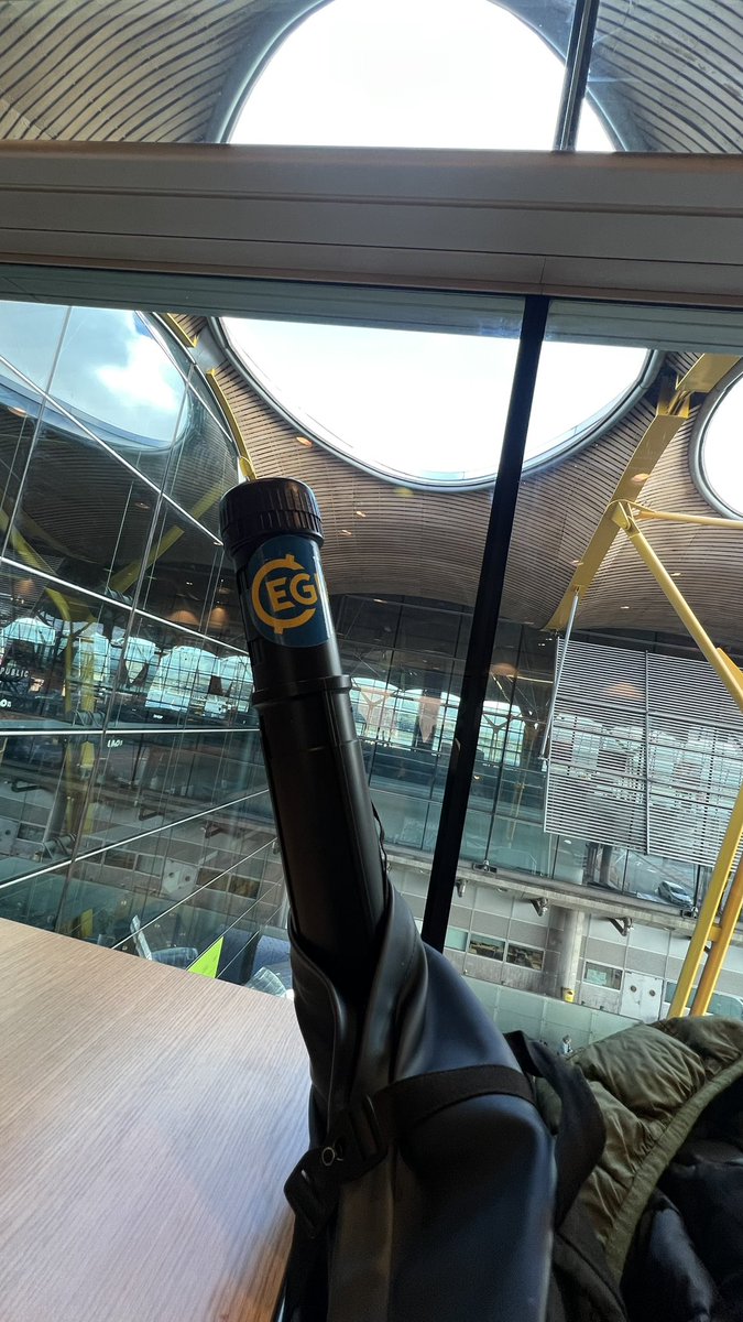 Road to Utrecht for #ECSS2025! One talk (about DANA attribution) and 3 posters on Hail, Downbursts detection and Meteodrone. 
See you in Utrecht!