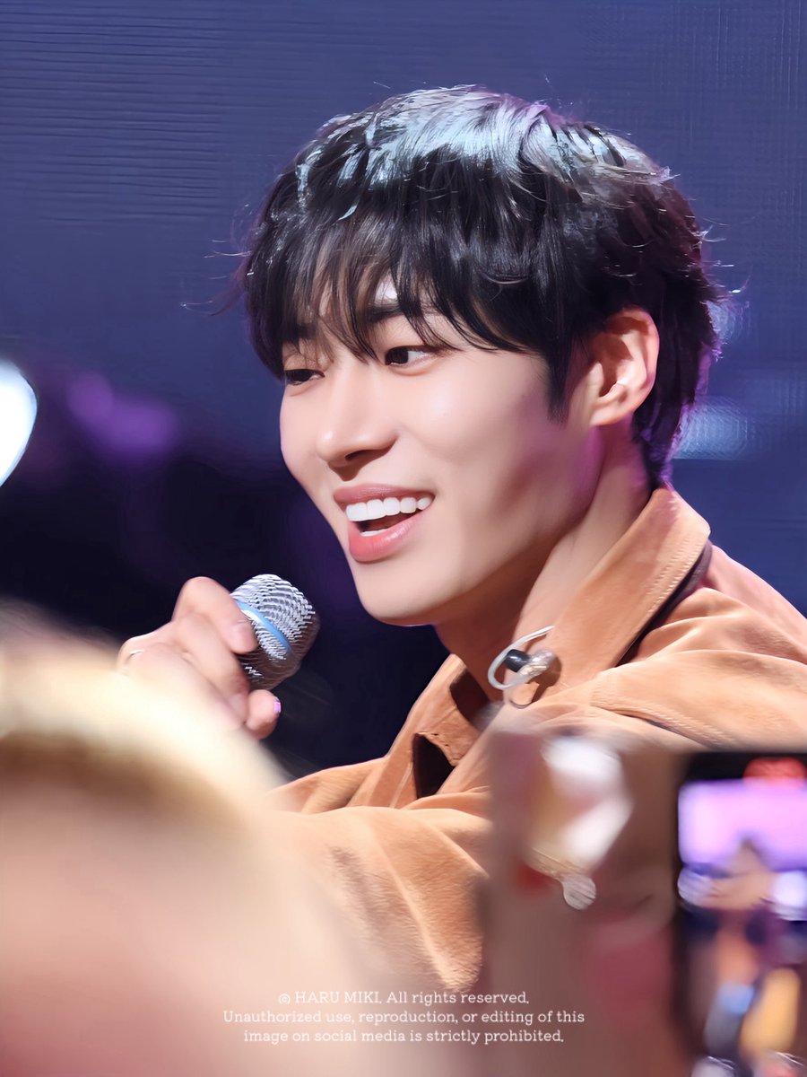 2025 CHOO YOUNG WOO ASIA FANMEETING TOUR [Who (is) Choo?] in JAPAN　大阪公演
2階席から登場❤︎
#추영우 #CHOOYOUNGWOO