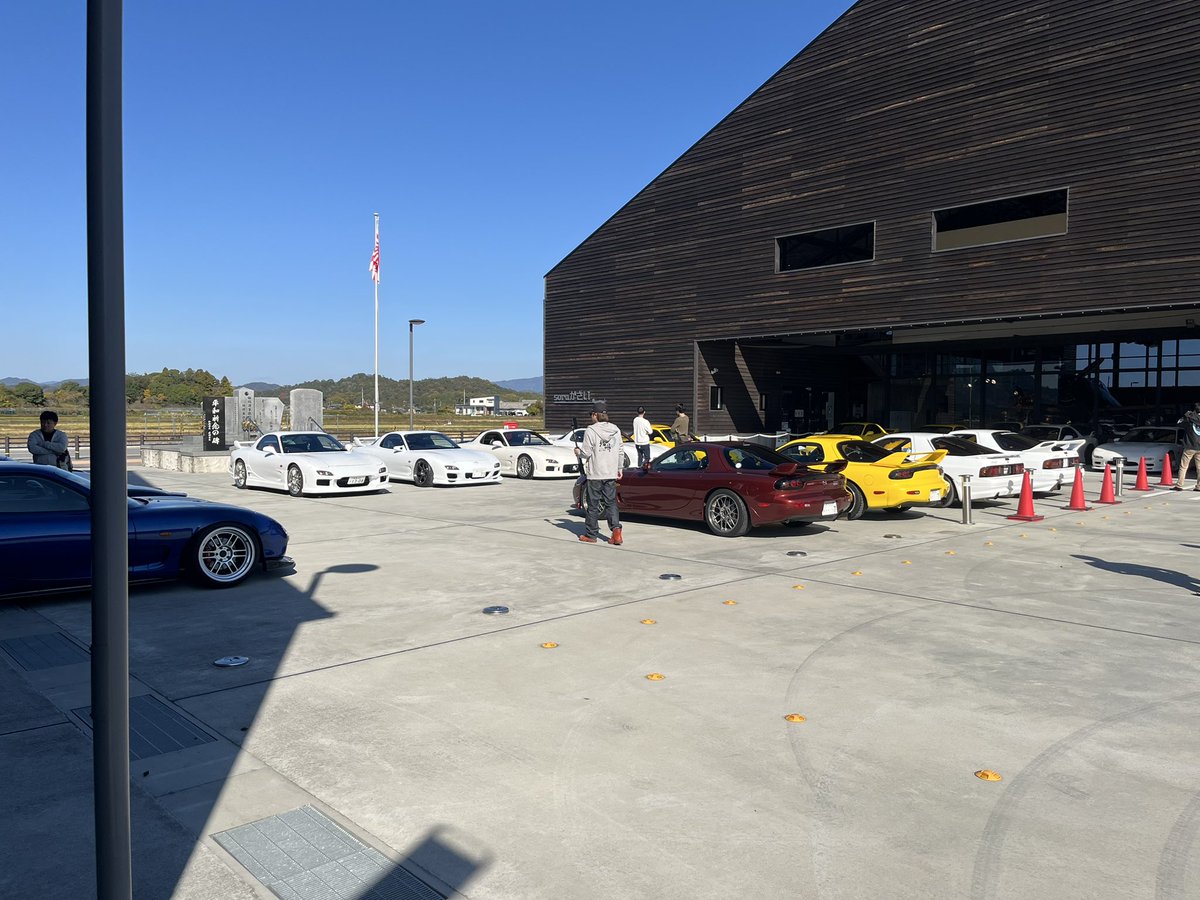 #播州ロータリー友の会
友の会参加してからのFEED行ってからの帰宅＼( ´･ω･`)┐