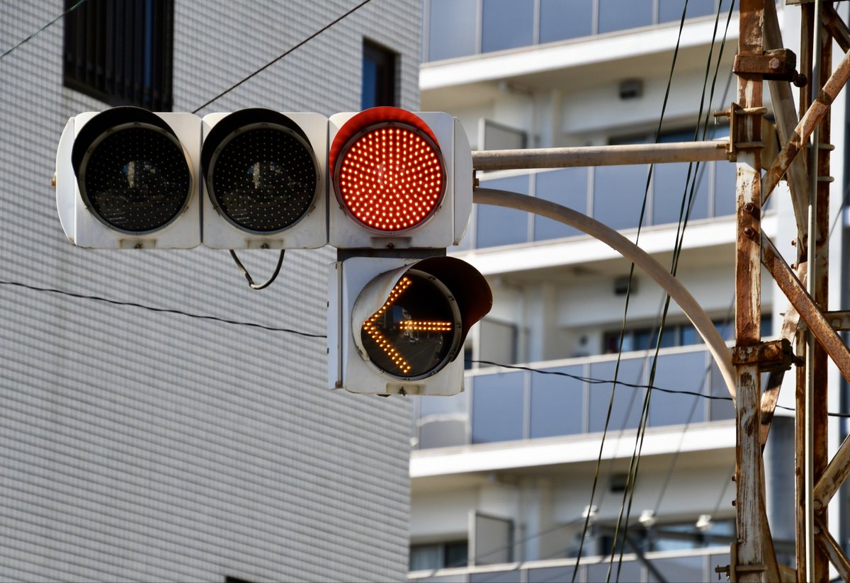 Jun1256F_signal's tweet photo. #本日の撮り信
ちゃりちゃーです（@charityaadeus ）さんとご一緒に大阪府内を回ってきました。
古信号ネタから路面電車用信号まで色々とご案内し、久々の路面電車に乗れて満足していただけました。
ありがとうございました！
今度は是非とも奈良県でお待ちしております🙇‍♂️ https://t.co/ckPp0sswQO