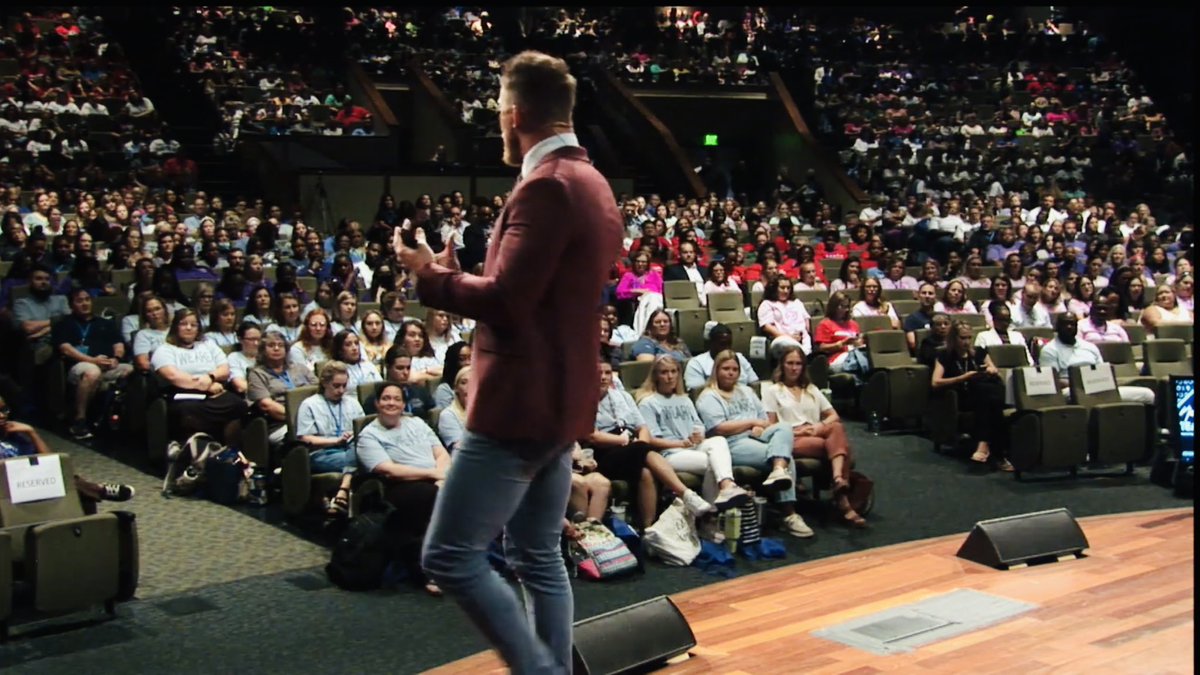 Excited to be heading to Nashville for the TNASSP 2025 Annual Conference 🎙️ 

It’s going to be a fun 🤩 time.