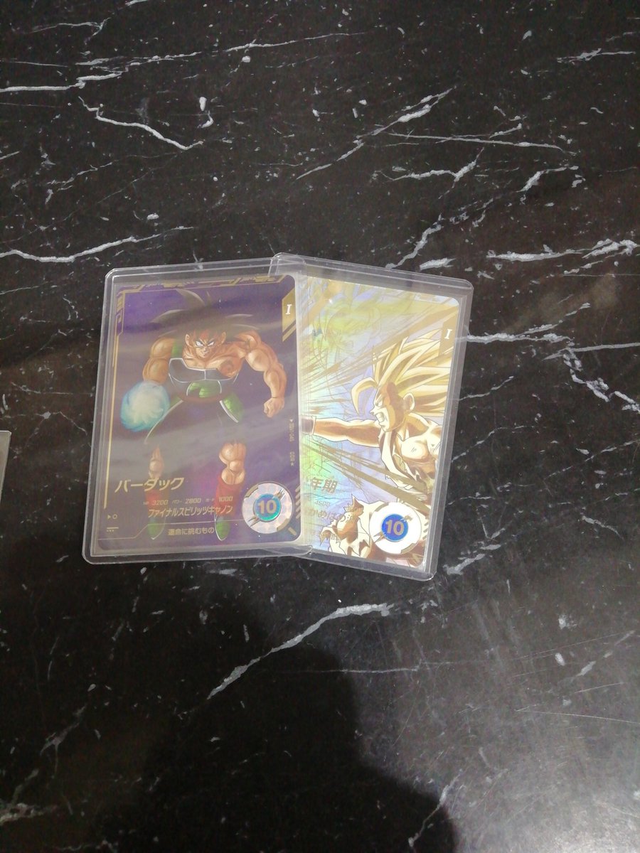 SDBH_is_power's tweet image. 左自販機ガチャで他買取してもらって実質23400、悟飯パラレル傷アリはちょっと萎えた💦

右は5000オリパ×7でトランクスと宝箱悟空だけキレイで耐え😭

パイクーハン傷エグすぎて可哀想やったｗｗ