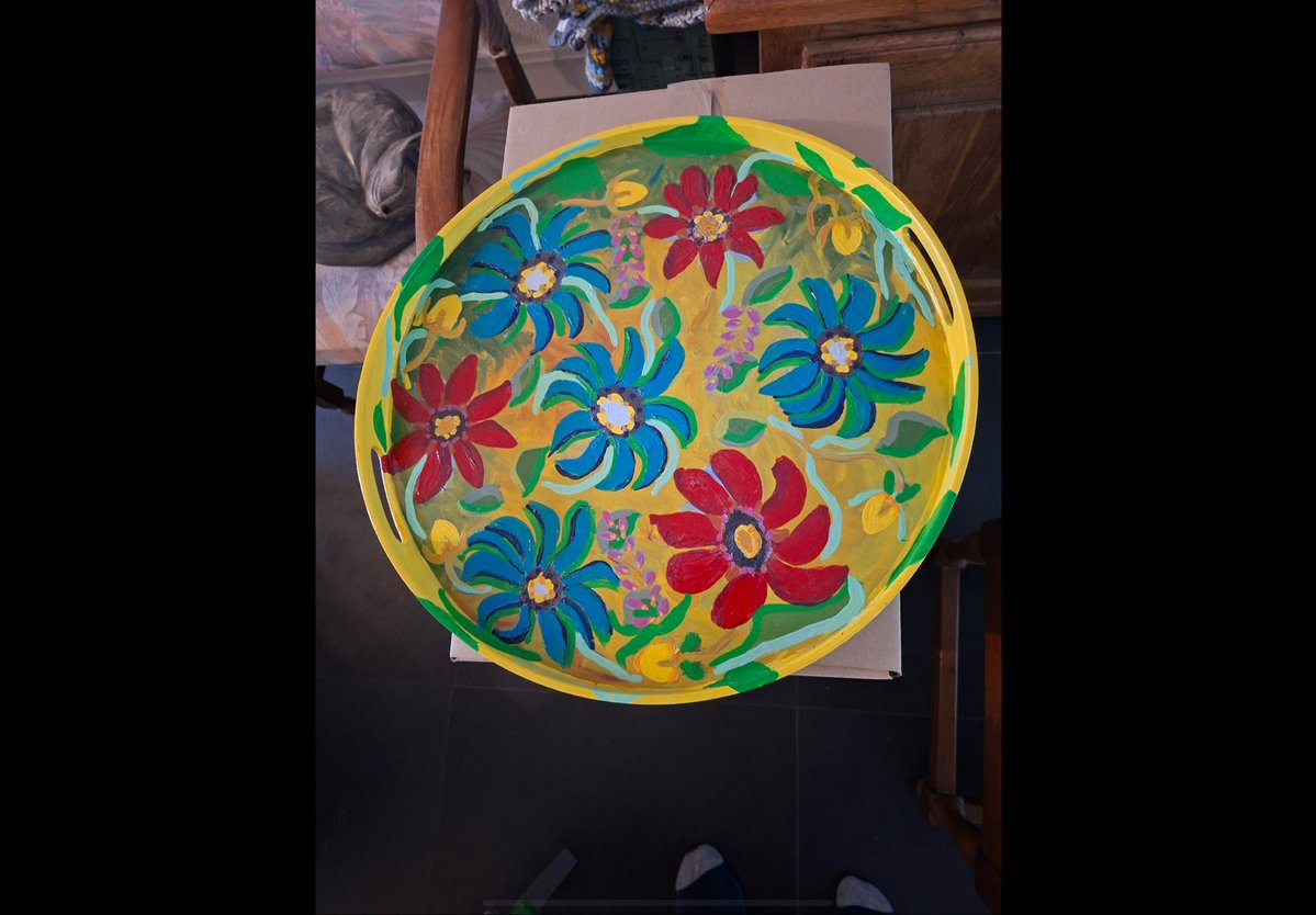 AnnekeEising's tweet image. Goedemorgen allemaal!
Ik ben aan het #opruimen.
Ook de #schilderijen en wat ander spul. #tekoop
Tja, mijn hobby begint een beetje uit de hand te lopen. 
Kijk bij Anneke in Nieuwleusen als je nieuwsgierig bent. 😆
Fijne dag!