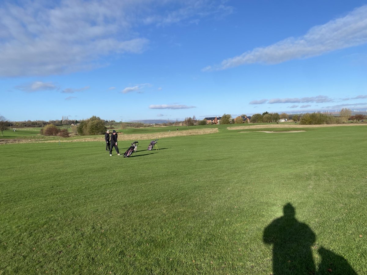 marjosiel's tweet image. Sunday stroller. #shadowedition