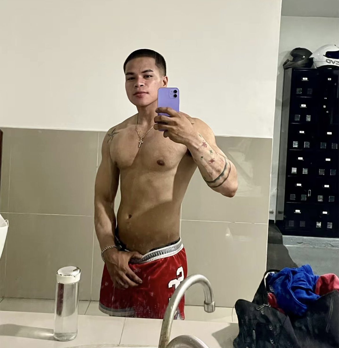 Tanonoy6000M's tweet photo. Titikman  or  luluhuran   Anuh? https://t.co/Mrr5bhGAqO