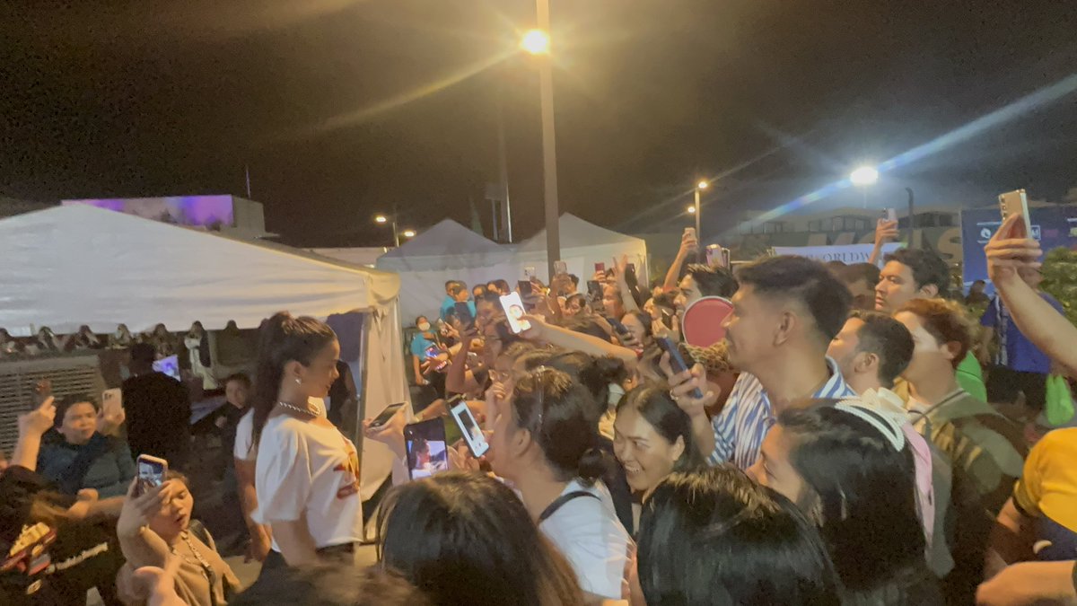 PangkatShuvee's tweet image. You’re so loved, Shuvee. Keep working hard, and Pangkat will always be here to support you. We love you. 💕

#ShuveeEtrata • Shuvee Etrata