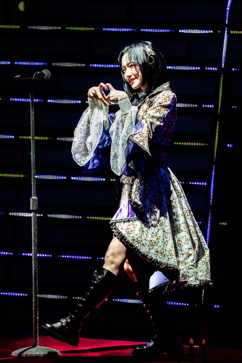 ─ 2025.11.15 ─────── ＝LOVE 8th ANNIVERSARY PREMIUM TOUR