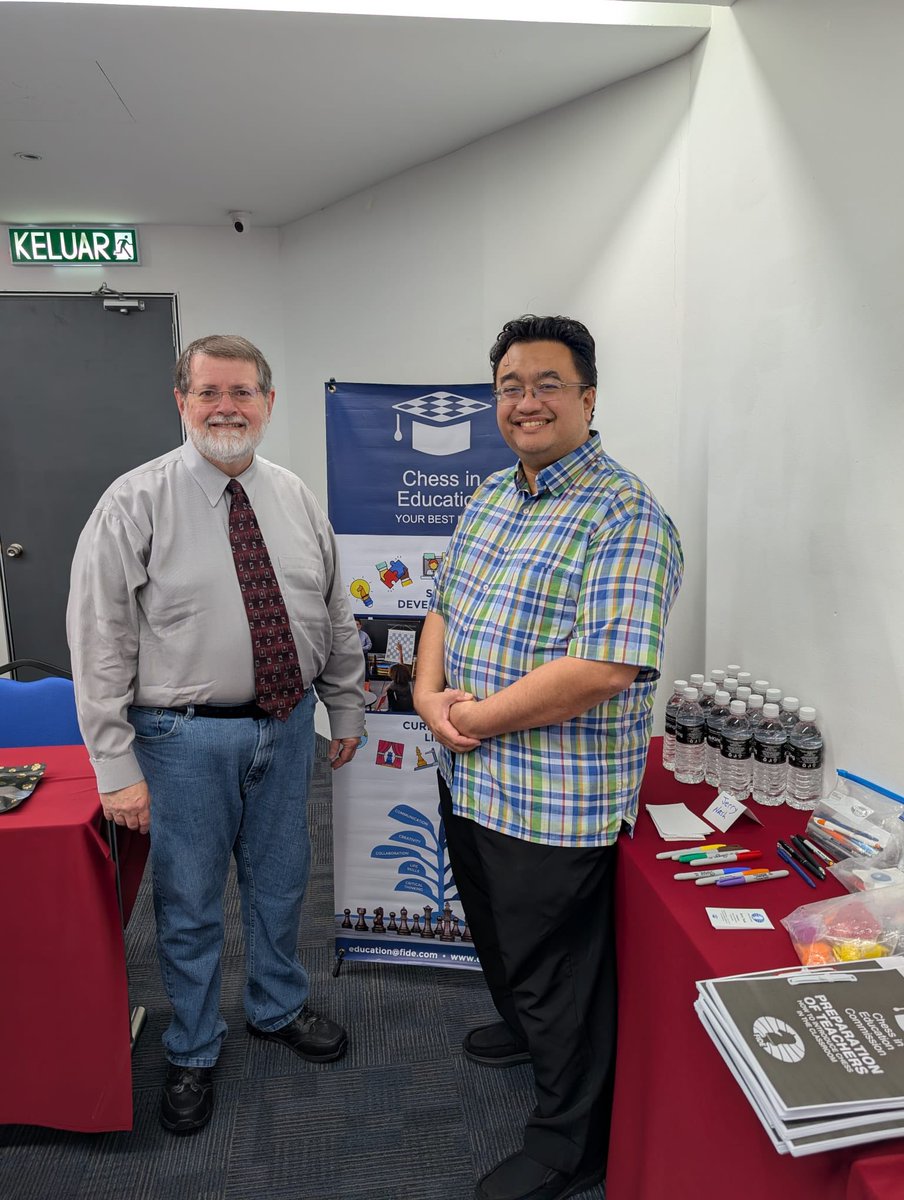 FIDEschoolChess's tweet image. 🌟 Day 1 Highlights – PoT Program 2025🌟
📍 De King Hotel KLCC, Kuala Lumpur, Malaysia
📅 12 November 2025
Day 1 of the Preparation of Teachers (PoT) Program kicked off with great energy! 🎉