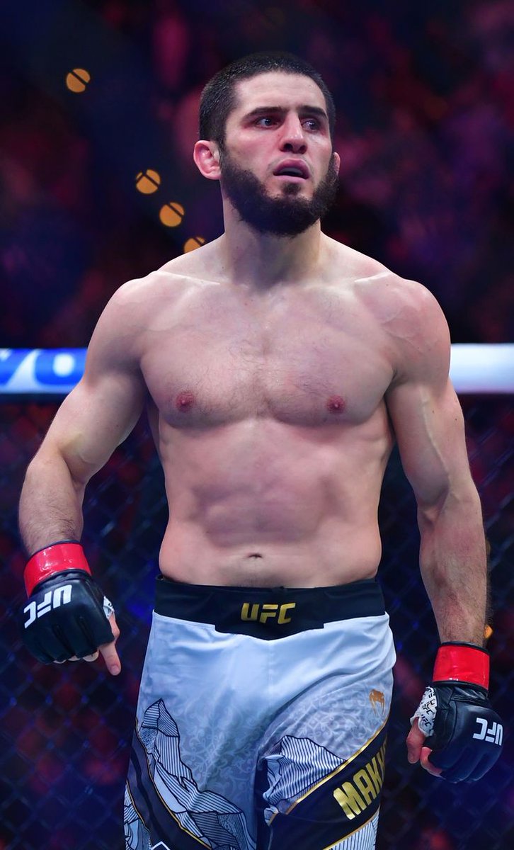 Islam Makhachev didn’t just win a second belt…
He upgraded the sport definition of dominance.
UFC newest Welterweight Champion.
UFC newest Double Champ.
Even Khabib never reached this mountain.
Islam just planted a flag on it. 🐐

#UFC322