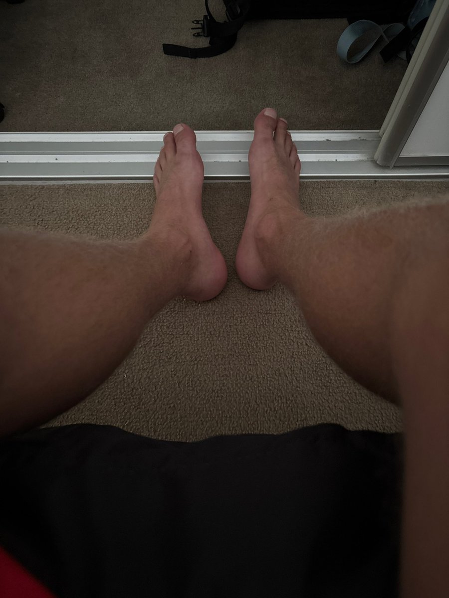 MasterHamfrey's tweet image. Los antreten! 😈

#Findom #CashBoss #Alpha #ZahlSchwein #Zahlloser #Findom #BlackMail #Keller
#Schmerz #session #Feet