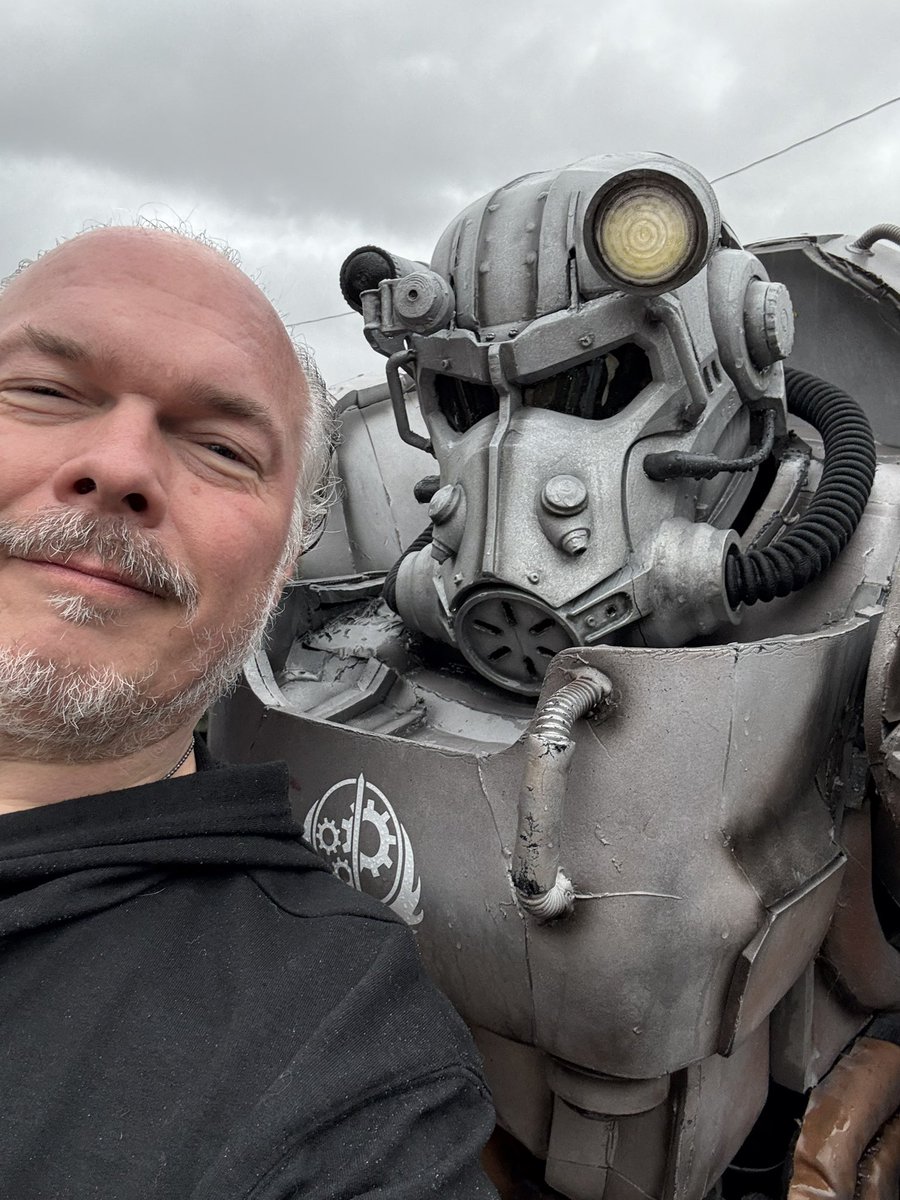 Casey Roman tweet media