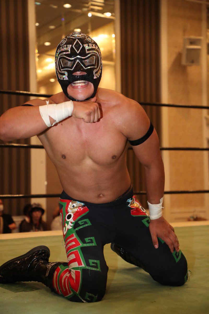 パンテーラJr、アステカJr 2026年3月再来日決定! リング上で契約 パンテーラJr、アステカJr 2026年3月再来日決定! リング上で契約