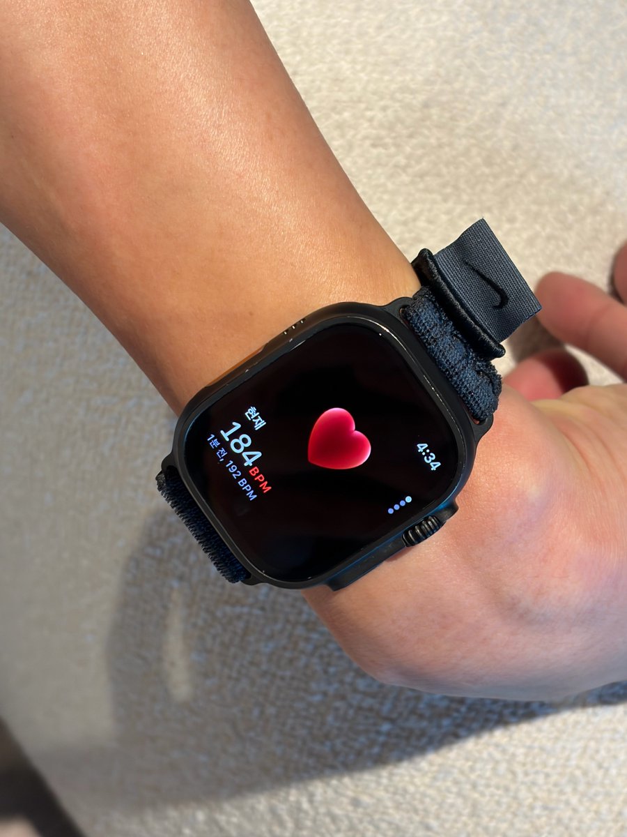 pwettykyoong's tweet image. chanyeol bub update!