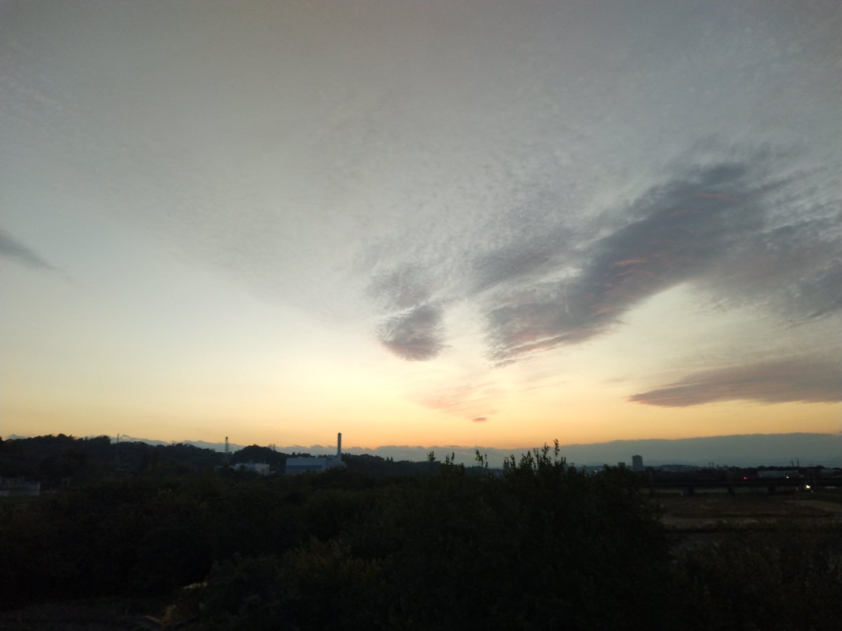 embeddedark's tweet image. #イマソラ #mysky #XperiaAce3 #SOG08 #35mm換算27mm #JPEG撮って出し