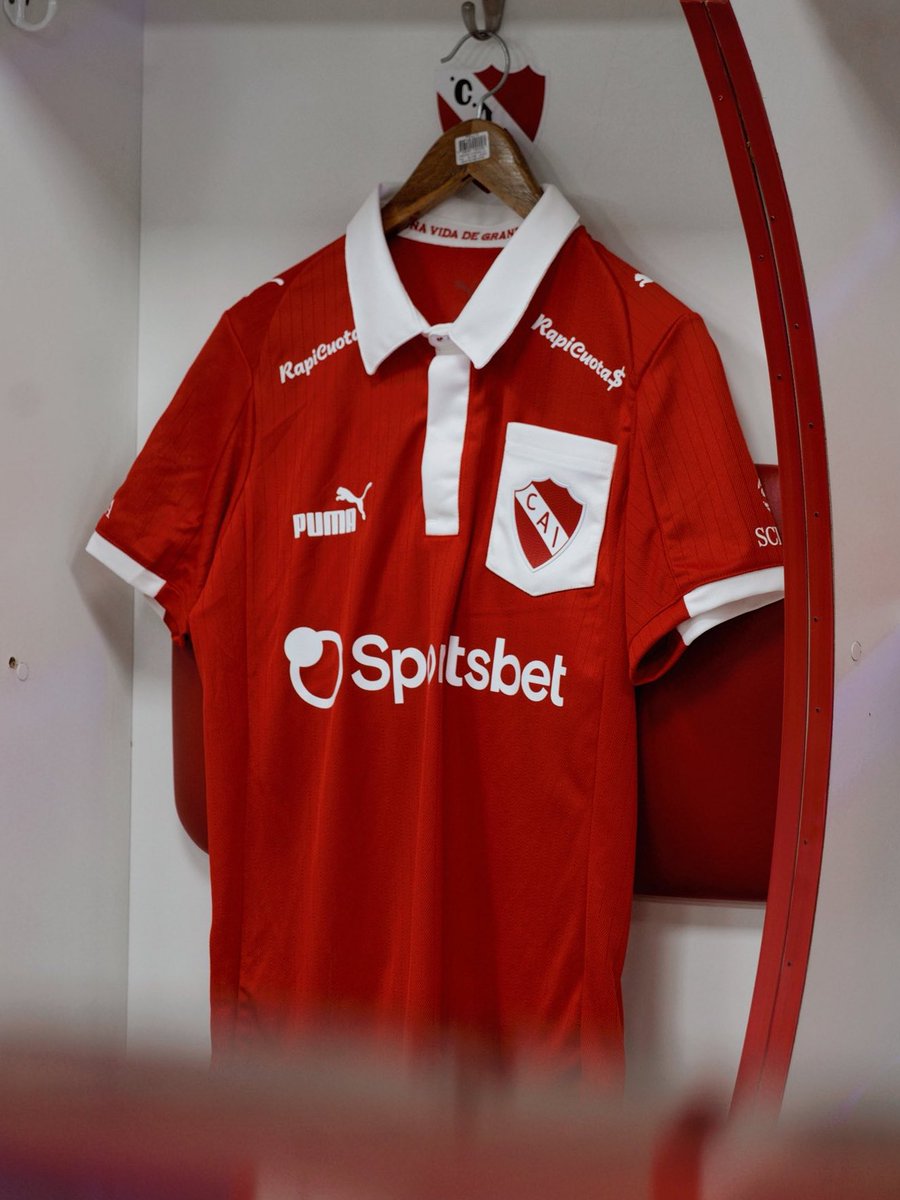 They Think Kits All Over tweet media