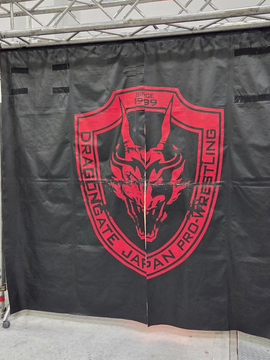 SW_mic2020's tweet photo. 久しぶりのDRAGON GATE観戦🤼

inふじさんメッセ https://t.co/hwnLLQhrOp