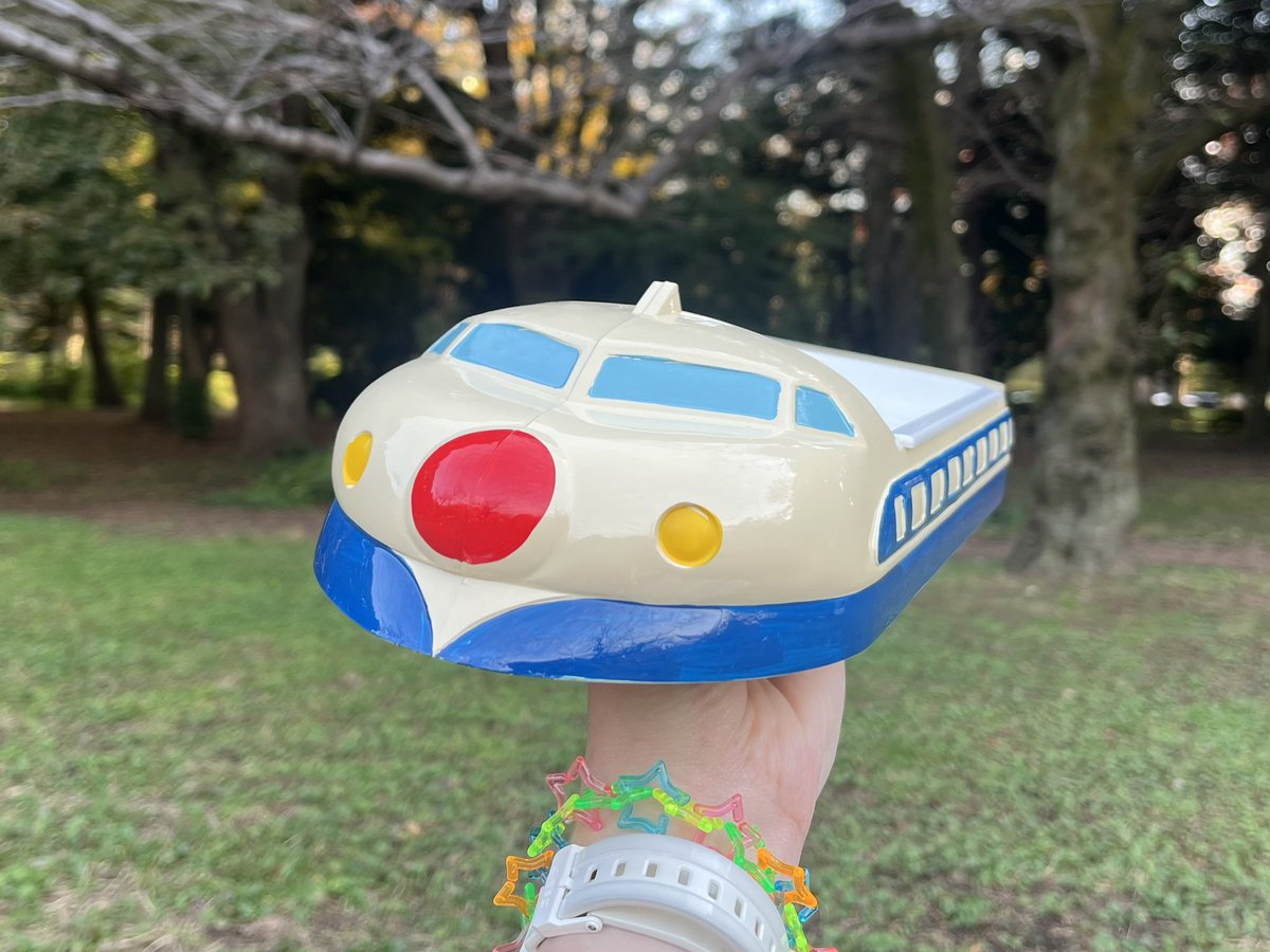 確認♬︎♡ランチプレート 友人に誕生日プレゼントとしてリクエストしていた0系を模した新幹線の