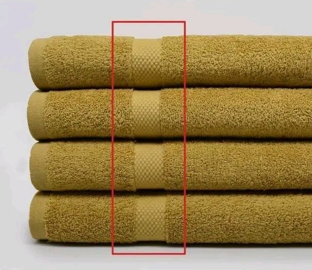 Africasfinezt's tweet photo. Most people will go their entire life without ever knowing what the lines on bath towels actually mean https://t.co/vUQT4TpPxC