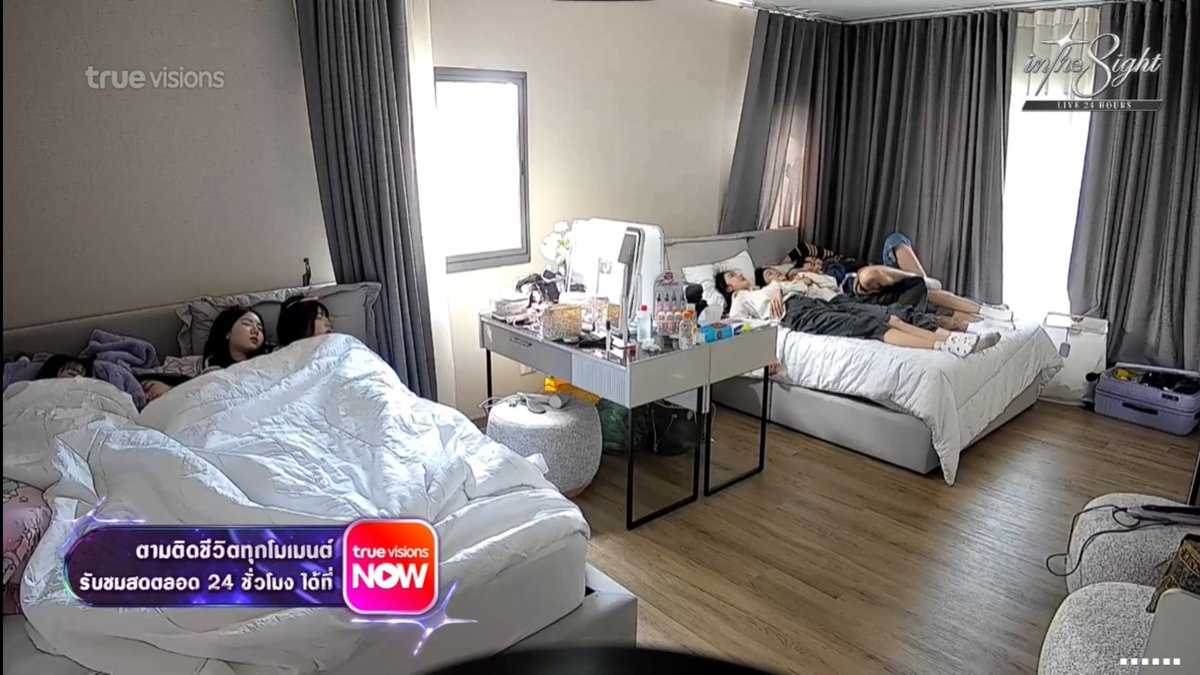 greentorme's tweet image. คนอื่นอยู่บนห้องนอนรวมกัน แต่ไม่มี #นิต้ามินนี่ พอถึงเวลาเรียนถึงได้เห็นว่าเดินมาด้วยกัน คือสองคนไปไหนกันมาเอ่ย 🤔

#nitar_aniphan #minymynx #InThe8ight #NitarMiny