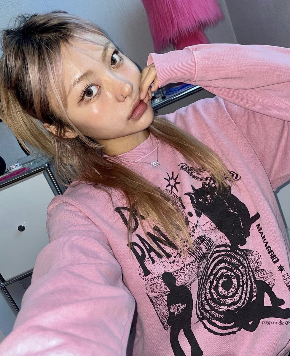 Octoberstuff's tweet photo. 𝜗ৎ preview มาแล้วค๊าบบบบ
Sweater 🧵made in korea พร้อมเสิร์ฟงับ 🤏🏻

♡˚ ปัก + รี + ฟอลโล่ ลด 10 บาท 

* 🔗 ลงพรุ่งนี้ 17 Nov ( เวลา 19:30น.)
#ส่งต่อเสื้อผ้ามือสองสภาพดี  #สเวตเตอร์เกาหลี #ส่งต่อเสื้อผ้ามือสอง #ตลาดนัดnct #พรีออเดอร์เกาหลี #ตลาดนัดRIIZE https://t.co/Ju5yyIt9dO