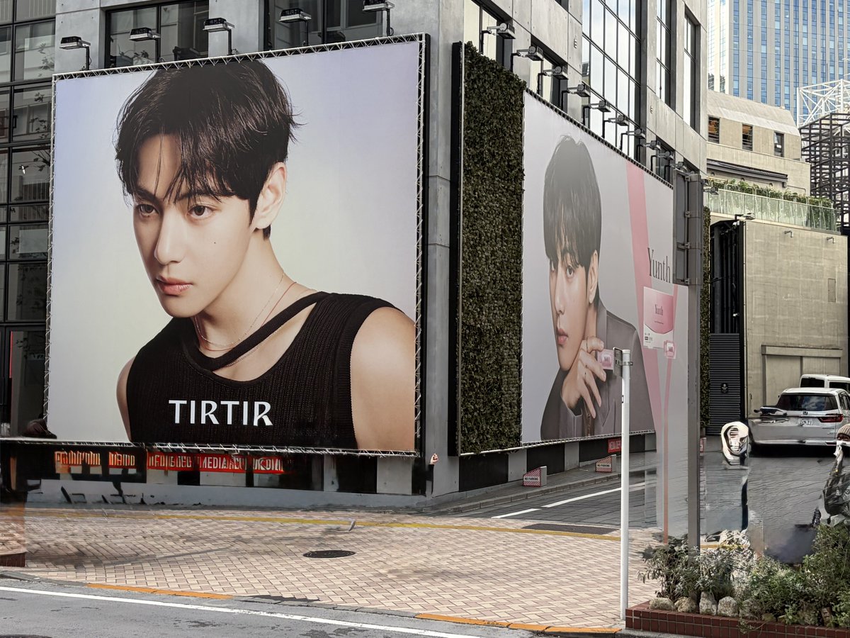1230_thv_'s tweet photo. ユンスの広告が今日までなのでテテに会いに渋谷に行ってきました💜
#Yunth
#TRITRI https://t.co/mRgOUYWIUJ