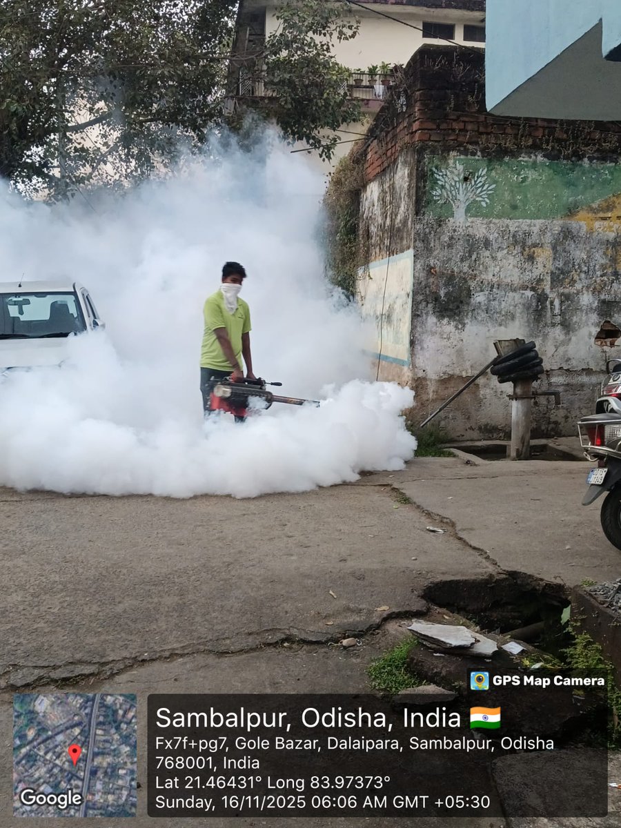 SMC_Sambalpur's tweet image. Fogging operations have been carried out in the Gole Bazar and Baidyanath Chowk areas. Residents are requested to remain cautious and continue maintaining cleanliness to prevent mosquito breeding.
#Vectorcontrol