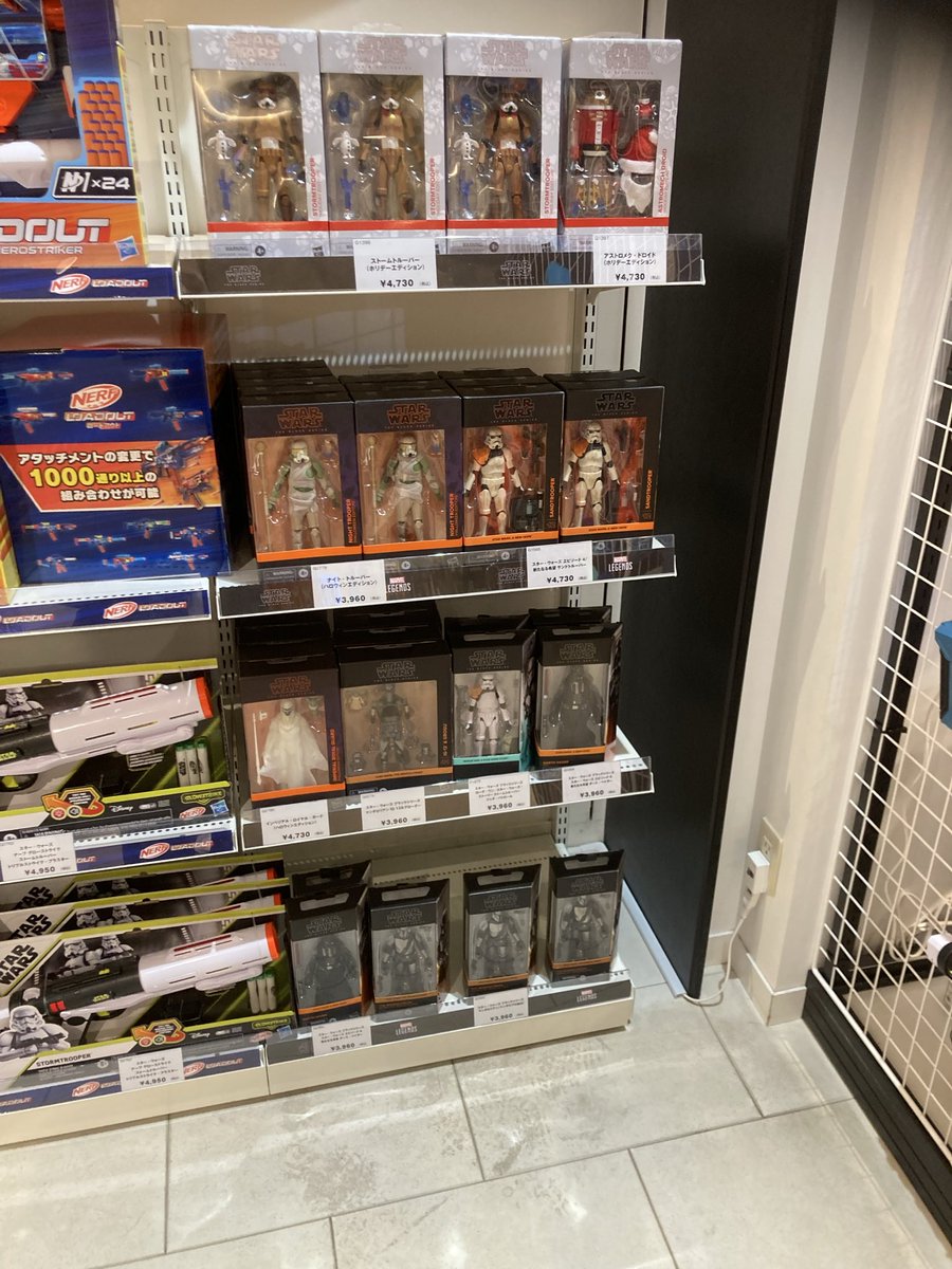 heroyoukids's tweet image. ハズブロストア@Hasbro_Store_JP
11/16現在のスターウォーズ在庫状況です‼️

#hasbrostore
#りんくうアウトレット
#マーベルレジェンド