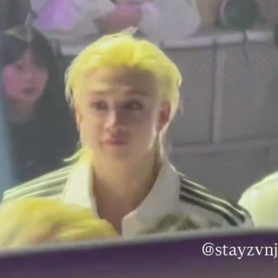 quackchannie's tweet image. ball. Round. Similar to that of the sun