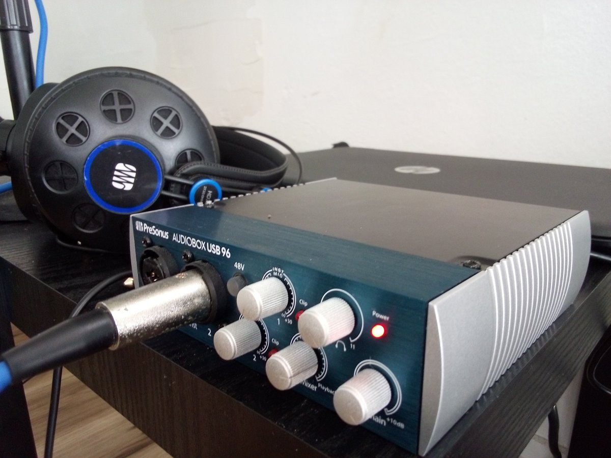 MECUSATELECOM's tweet image. AMERICAN RECORDING CONSORTIUM
facebook.com/share/v/1DxGqo… Trending Interstellar @VisitBtown New Hit R&amp;amp;B Music Previews by World Class Broadcast Recording Engineer Curtis L. Mitchell, @bmi markets to Elon Musk and The @teslaownersSV &quot;A Unique Computer Chip Concept&quot; @MECUSATELECOM