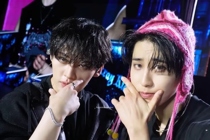 gay scientist may (@leeknowmypapa) on Twitter photo 