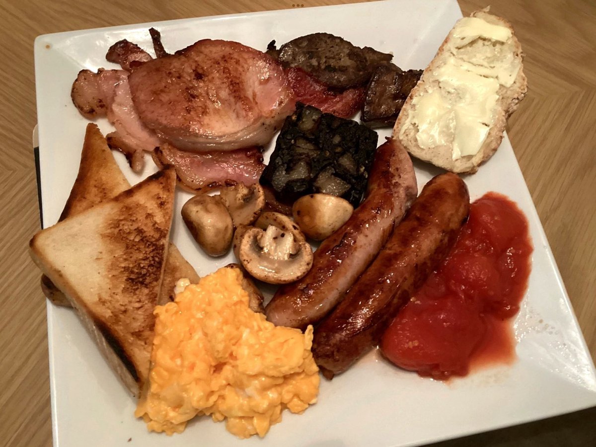 RateMySausage's tweet photo. The 2025 RMS Fried Breakfast Competition

Day 14/23 JJ - @JJ95994260

Score from 1 to 10 (on this tweet only) &amp; comment if you wish.

Feel free to RT.

#ShopLocal #ProperButcher @LoveBritishFood @NoFarmsNoFoods https://t.co/efxg5wKLeX