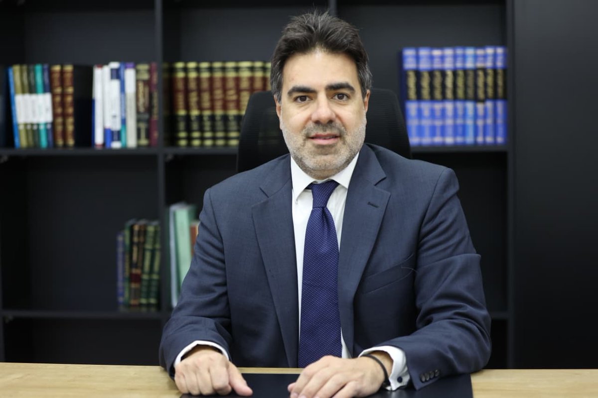 موريس الجميّل عن انتخابات نقابة المحامين: كل الاشاعات التي طالت الكتائب هي من ضمن الفولكلور الانتخابي والاكثرية تعلم أنها لا تمت للحقيقة بصلة 
kataeb.org/articles/sl-21…