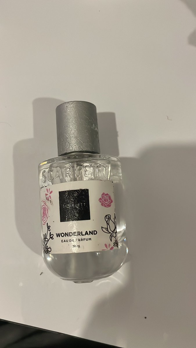 sssonaya's tweet photo. Wts parfum scarlett wonderland 40 aja isi masih full minus dus
Bisa oren gratis ongkir👌 https://t.co/hohjAsKAnK