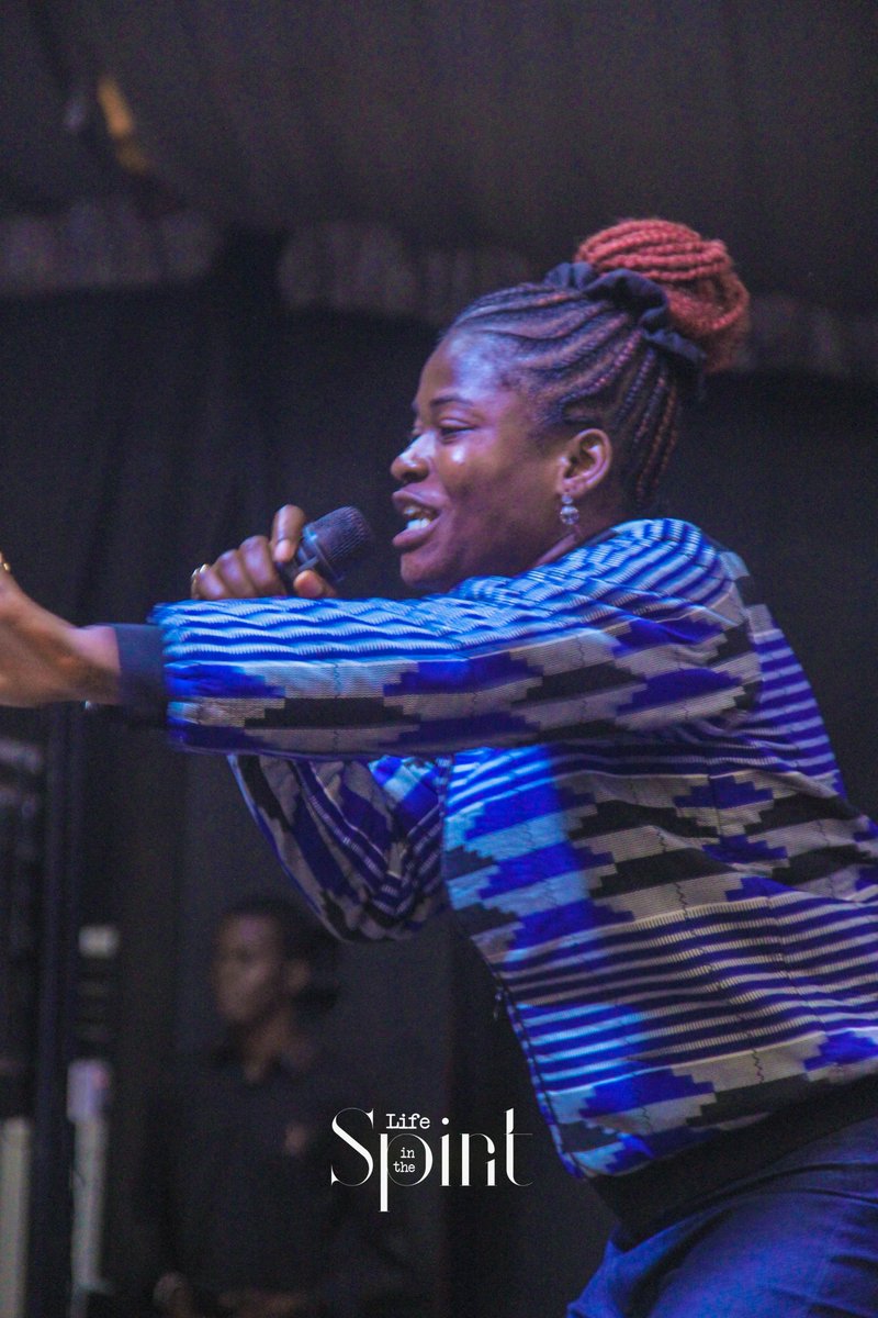 DaySpringVLBC's tweet image. In worship, God shows up breaking chains, filling hearts, and pouring strength into our spirit.
What a powerful encounter in His presence today!

#LifeInTheSpirit #PraiseandWorship  #DaySpringChapel