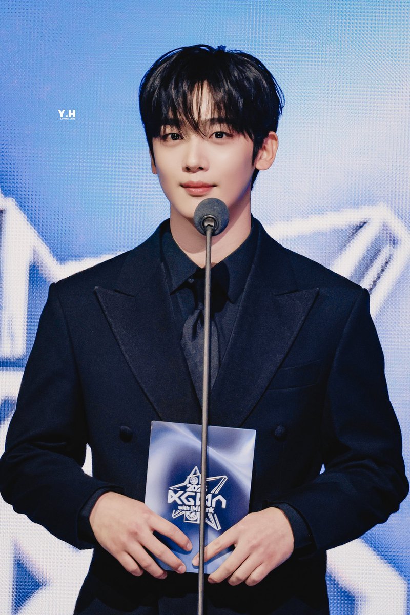yeonghong.YH tweet media