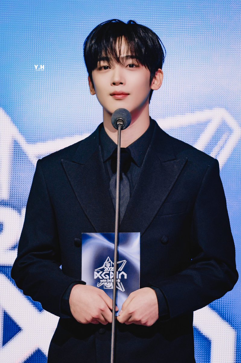 yeonghong.YH tweet media